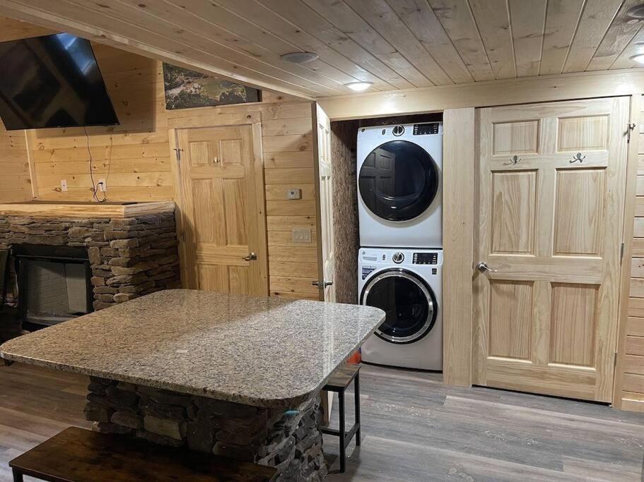 Creekside 3 Bedroom 2 Bath Cabin On Private Creek Banner Elk Exterior foto